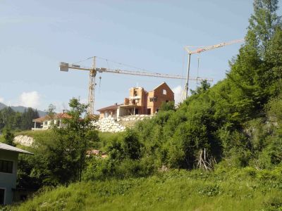 Bautätigkeit in dezentraler Hanglage in Bad Ischl 