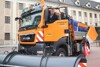 LR Steinkellner auf einem Räumfahrzeug der Straßenmeisterei Gmunden