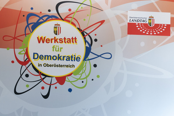 Logo der Werkstatt für Demokratie in Oberösterreich und des Oö. Landtags