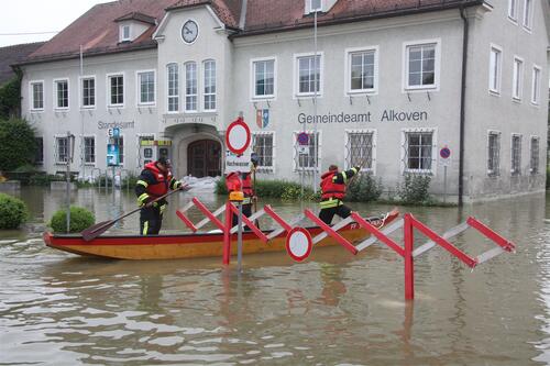 Ortsplatz Alkoven unter Wasser