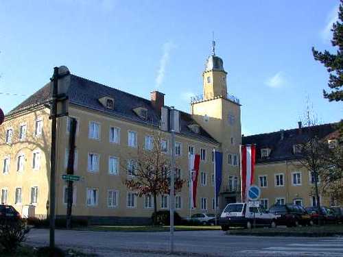 Gebäude BH Grieskirchen Gebäude BH Grieskirchen