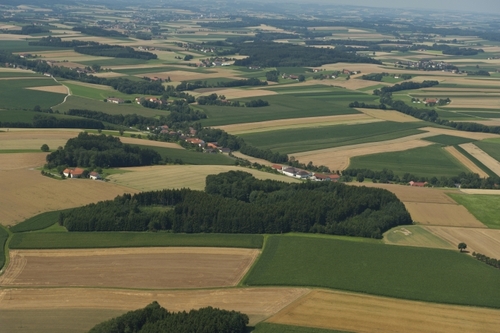 Luftaufnahme ländlicher Strukturen Waizenkirchen