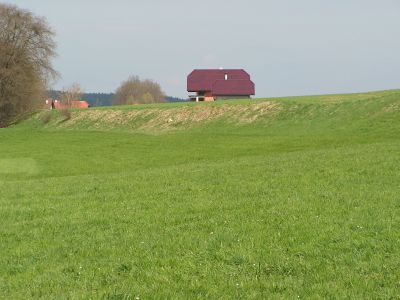 Ausgeprägte Terrassenkante am Ostrand der Raumeinheit.