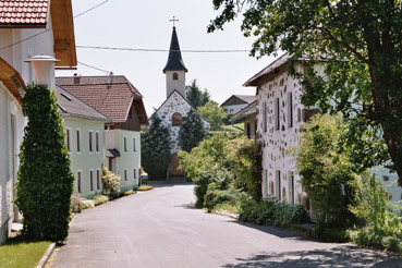 Ortschaft Mötlas (Blossteinmauerwerk) 
