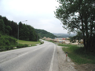 Niederterrasse und bewaldete Hochterrassenkante bei Ramingdorf 
