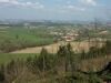 Blick ins Gallneukirchner Becken bei Wolfing: Sehr starke Siedlungsentwicklung im Hintergrund zwischen Katsdorf (rechts) und Pregarten (links).