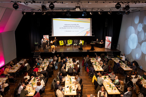 Monitoringausschuss Publikum