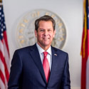 Governeur Brian P. Kemp