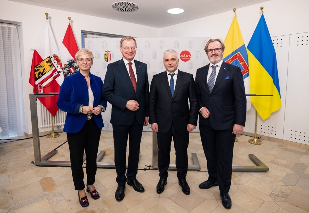 : v.l.n.r.: WKP Hummer, LH Stelzer, Gov. Kiper, IVP Bründl