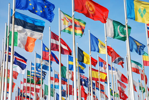 Flaggen vieler Nationen und Länder aus der ganzen Welt