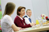 Landesrätin Langer-Weninger bei der Pressekonferenz: „Gemeinsam Akzente für ein nachhaltiges Oberösterreich setzen“.