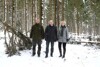 Bezirksförster Klaus Miesbauer, Landesrat Max Hiegelsberger und Landesforstdirektorin Elfriede Moser (v.l.) verschaffen sich vor Ort einen Überblick über die Schneebruch-Schäden