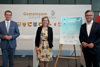 Landesrat Markus Achleitner, Bundesministerin Leonore Gewessler und Dr. Magnus Brunner vor Plakaten mit Beschriftung Wasserstoff-Manifest und Gemeinsam Zukunft gestalten