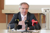 Landesrat Ing. Wolfgang Klinger bei der Pressekonferenz