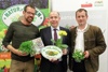 Karl Ploberger, Landesrat Max Hiegelsberger und Landesgärtnermeister Hannes Hofmüller bei der Präsentation der diesjährigen Gartenlandtour 