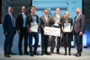 In der Fachkategorie „Industrielle Produktion“ nahm unter anderem Siemens Transformers einen Award entgegen - v.l.: DI Dr. Wilfried Enzenhofer, MBA / UAR, Dr. Joachim Haindl-Grutsch / IV OÖ, Mag. Michael Moser / SCCH, Wirtschafts- und Forschungs-Landesrat Markus Achleitner, Dr. Peter Hamberger / Siemens Transformers, Maria Kirchner / Fotografin, Landeshauptmann Mag. Thomas Stelzer 