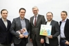 v.l.: Armin Braunsberger und Johannes Schober von der View Promotion GmbH, Wirtschafts-Landesrat Dr. Michael Strugl, Manfred Lamplmaier von der rudy games GmbH und Mag. Markus Manz, Geschäftsführer tech2b Inkubator GmbH