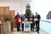 OÖ Christbaumbauern-Obmann Ignaz Hofer, Landesrat Max Hiegelsberger, Landeshauptmann Mag. Thomas Stelzer und Genussland Marketing OÖ Handels-GF Josef Lehner mit den regionalen Weihnachtsköstlichkeiten aus dem Genussland OÖ