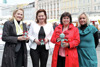 v.l.: Elisabeth Bruckmüller (Sozialministerium), Karin Hörzing (Vbgm. Linz), Sozial-Landesrätin Birgit Gerstorfer, Nicole Sonnleitner (Leiterin ULF)