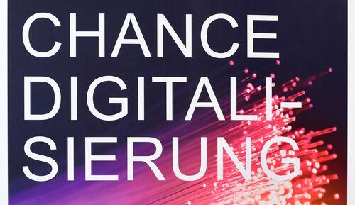 buntes Plakat mit der Aufschrift „CHANCE DIGITALISIERUNG“