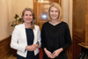 v.l.: Bundesministerin Susanne Raab, LH-Stellvertreterin Christine Haberlander 