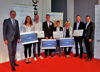 LR Dr. Michael Strugl (l.) und VKB-Generaldirektor Mag. Christoph Wurm (r.), Lena Kreundl (Schwimmen), Philipp Kronsteiner (Leichtathletik), Josef Mahringer (Fechten), Cornelia Pammer (Schwimmen), Jonas Promberger (Tischtennis), Paul Seyringer (Leichtathl