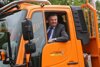 LR Steinkellner bei der Fahrt im Unimog