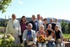 Heinz & Erni Panholzer und Hans &Ursula  Kremer (von links sitzend) waren die 200.000 Besucher der Landesgartenschau Bio.Garten.Eden. Es gratulierten herzlich (stehend von links): Abt Emeritus Stift Schlägl Felhofer, LGS-Geschäftsführerin Kneidinger, LH Mag. Stelzer, Abt Dikany, Direktor Gaisberger, Bgm. Elisabeth Höfler, LR Hiegelsberger und Kämmerer Rubasch