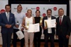 Wirtschafts- und Sport-Landesrat Markus Achleitner, die Sportler Ahmed Hagag (Boxen) und Janina Toljan (Tennis), die Funktionäre Gabriele Cacha (SU IGLA long life) und Hermann Wolfsegger (Union Pregarten) sowie LSO-Vorsitzender Präs. Franz Schiefermair stehen nebeneinander; die vier Ausgezeichneten in der Mitte des Bildes halten ihre Landes-Sportehrenzeichen in Gold und Silber in ihren Händen