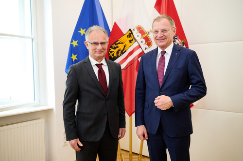 Bundesminister Dr. Markus Marterbauer und Landeshauptmann Mag. Thomas Stelzer  
