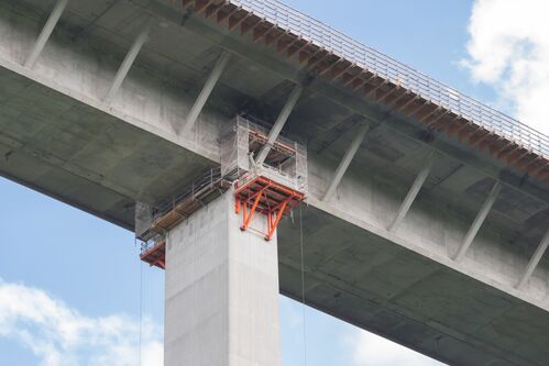 Sanierung einer Autobahnbrücke