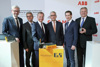 v.l.: LH-Stv. Dr. Michael Strugl, Peter Terwiesch, Leiter der ABB Division Industrieautomation, LH Mag. Thomas Stelzer, Ulrich Spiesshofer, ABB-Vorstandsvorsitzender, Bundeskanzler Sebastian Kurz, Hans Wimmer, Geschäftsführer B&R.