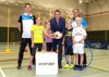 v.l.: Mag. Franz Hinterkörner (Projektleiter von „Wie fit bist du?“), Wirtschafts- und Sport-Landesrat Markus Achleitner und Mag. Hannes Seyer (Landessportdirektor-Stellvertreter) mit jungen Teilnehmerinnen und Teilnehmern am 1. „Talente-Tag“ im Olympiazentrum OÖ in Linz