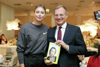 Maria Sharapova und Landeshauptmann Mag. Thomas Stelzer