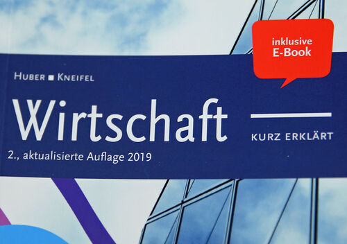 Titelblatt der Broschüre Aufschrift Wirtschaft kurz erklärt