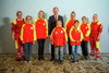 Das Jugendteam vom OÖ Samariterbund mit LH Stelzer.