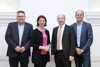 GF Umweltdachverband Mag. Gerald Pfiffinger, LK-Präsidentin LAbg. Michaela Langer-Weninger, Agrar-Landesrat Max Hiegelsberger, Direktor Ing. Johann Gaisberger, Bioschule Schlägl präsentieren die Abgestufte Grünlandwirtschaft