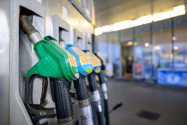 Die Zapfsäule einer Tankstelle