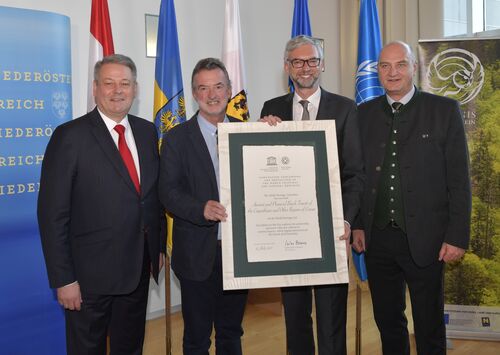 BM Andrä Rupprechter, Nationalpark-Kalkalpen-GF Erich Mayrhofer, LH-Stv. Michael Strugl, LAbg. Christian Dörfel