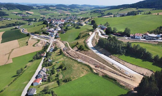 Drohnenfoto Baufeld Umfahrung Peilstein 