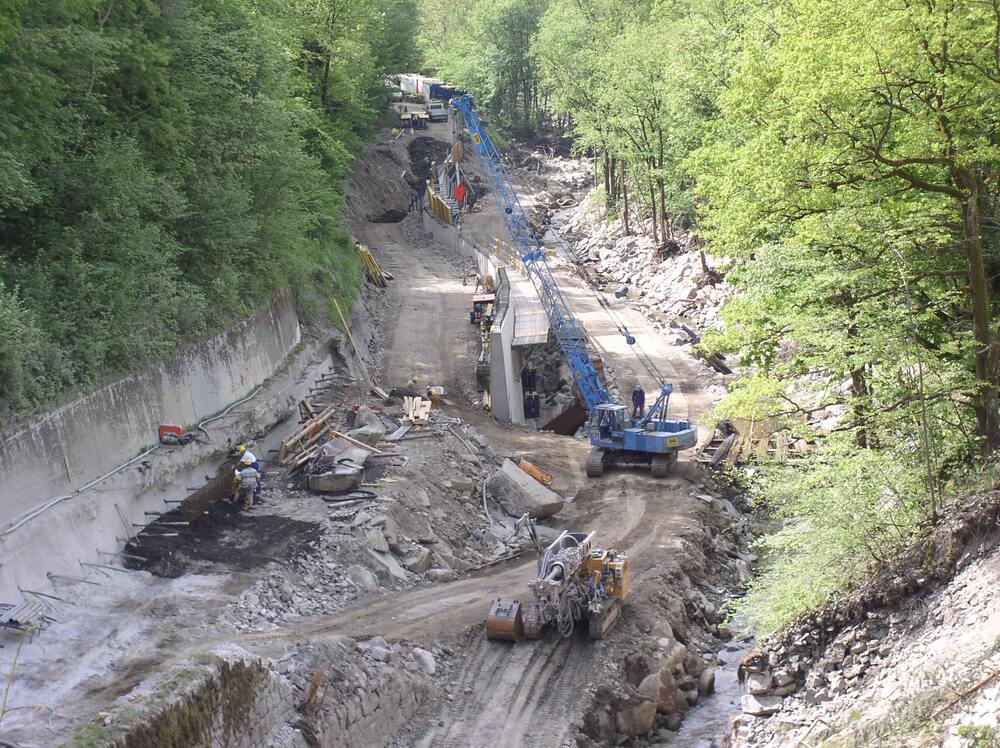 L572 Naarntalstraße, Bestandsausbau Kuchlmühle, Sanierungsarbeiten nach dem Hochwasser 2002 