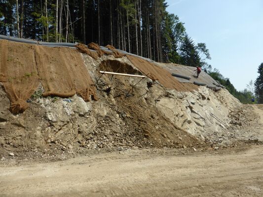 Verlegen des Hochleistungsgitters