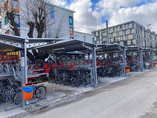 Radabstellanlage Mühlkreisbahnhof