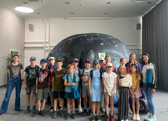 Mobiles Planetarium
