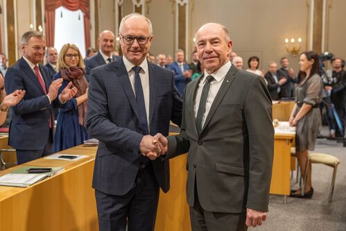 Angelobung des neuen Landtagsabgeordneten Ing. Günther Baschinger durch Landtagspräsident Max Hieglsberger